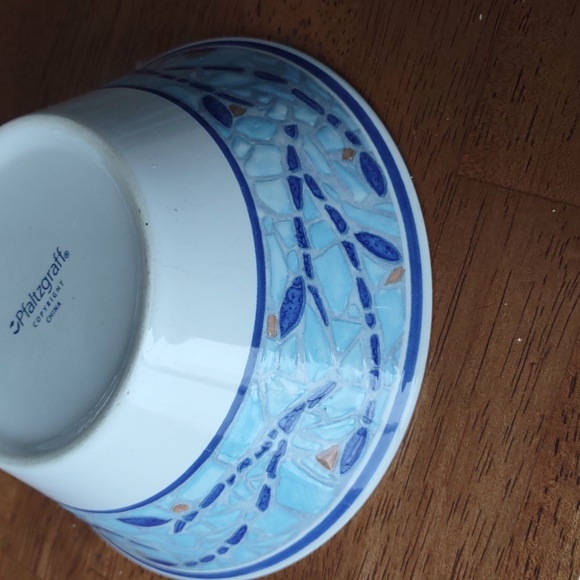 Pfaltzgraff Blue Mosaic Pattern Bowl - Picture 4 of 5
